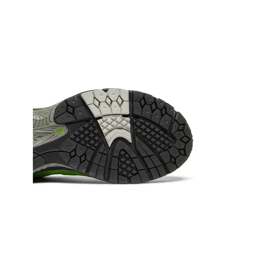 Кроссовки New Balance 2002R «Good Vibes Pack - Green Apple» 5