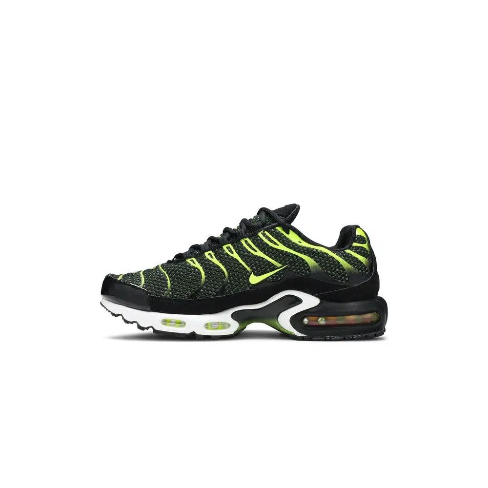 Кроссовки Nike Air Max Plus 'Черный Вольт' 3