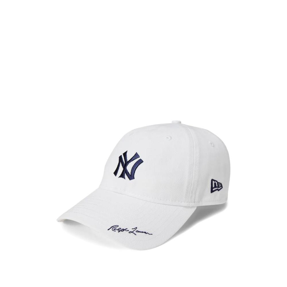 Бейсболка с вышивкой из коллаборации с New Era 1