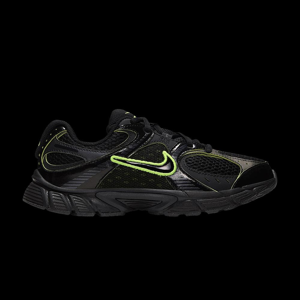 Кроссовки Nike V5 Rnr GS 'Black Dark Smoke Grey Volt Black' 1
