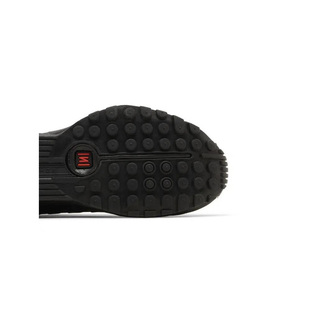 Кроссовки Nike Wmns Shox R4 'Black' 2024 5