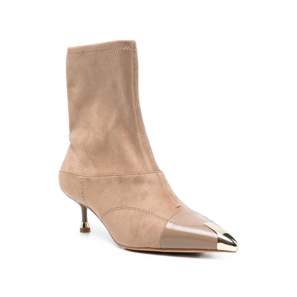 metal-tip pointed-toe ankle boots 2