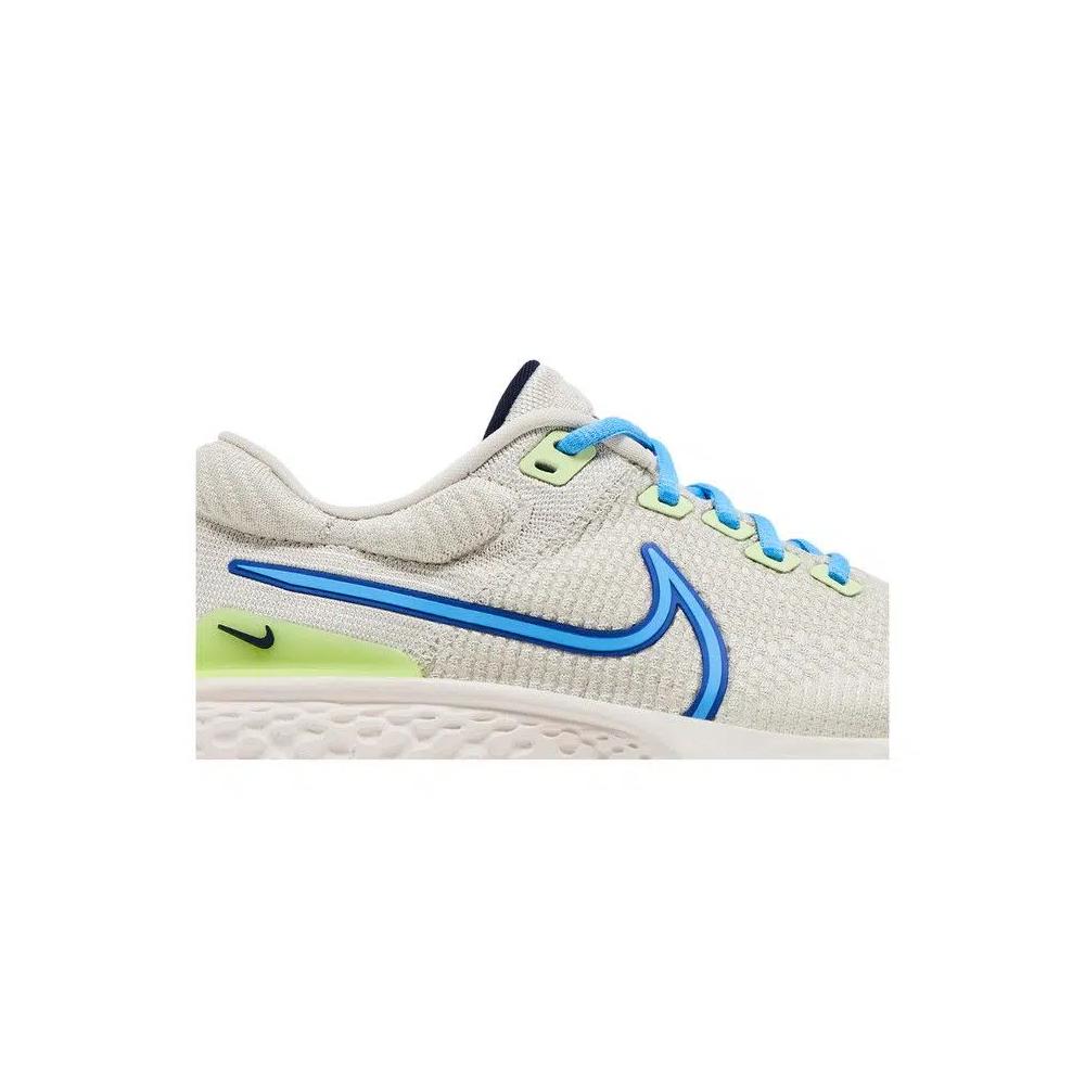 Кроссовки Nike Wmns ZoomX Invincible Run Flyknit 2 'Mismatch' 2