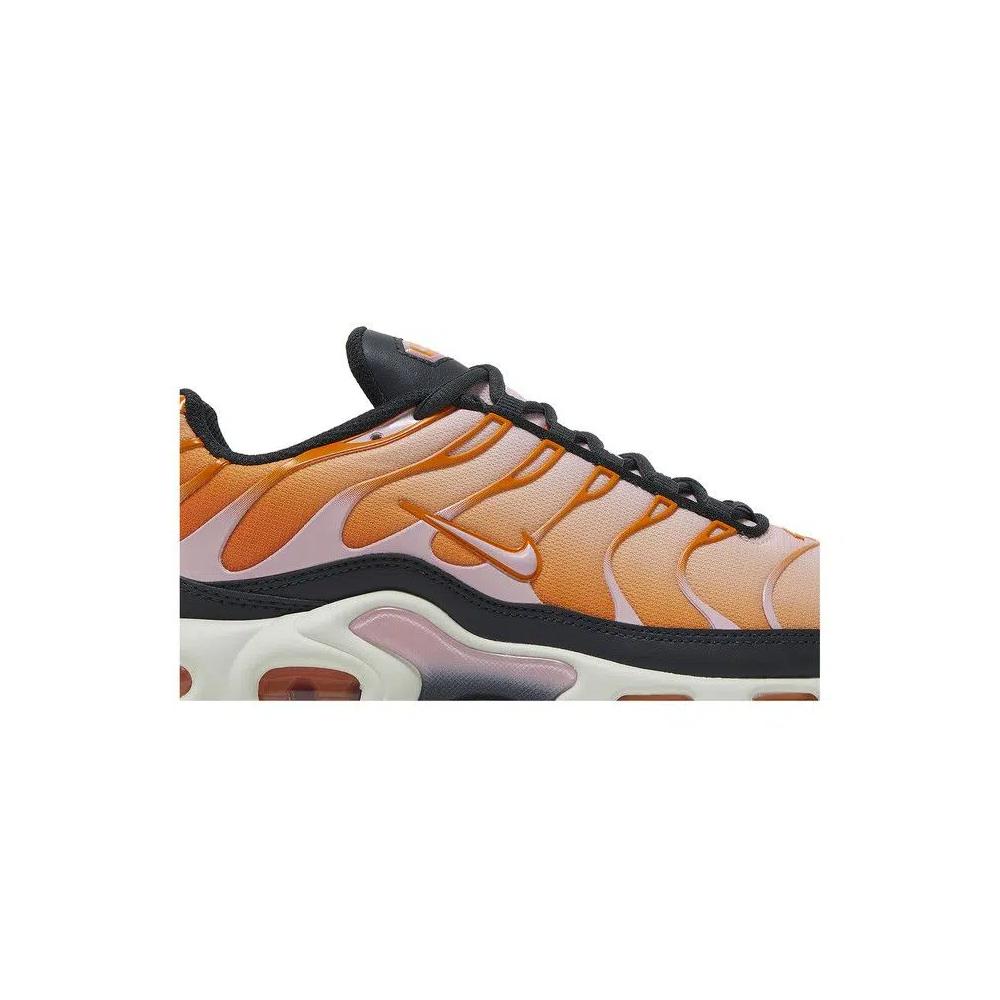 Кроссовки Nike Wmns Air Max Plus 'Magma Orange Soft Pink' 2