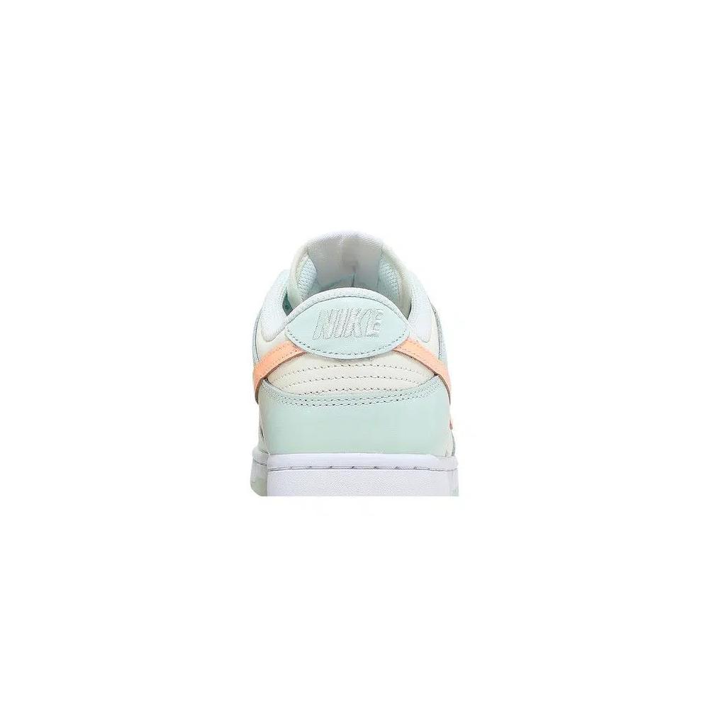 Кроссовки Nike Wmns Dunk Low 'Barely Green' 7