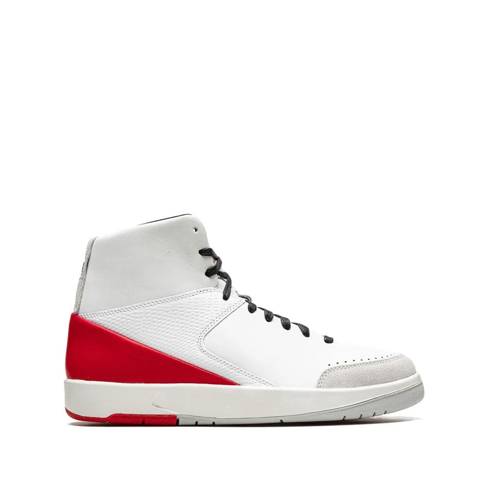 Кроссовки Air Jordan 2 Retro SE из коллаборации с Nina Chanel Abney 1