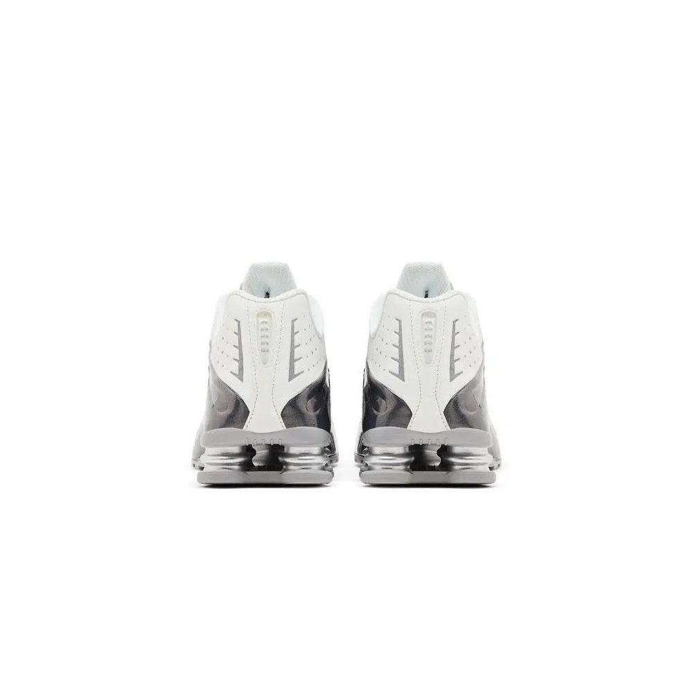 Кроссовки Nike Wmns Shox R4 'White Iridescent' 6