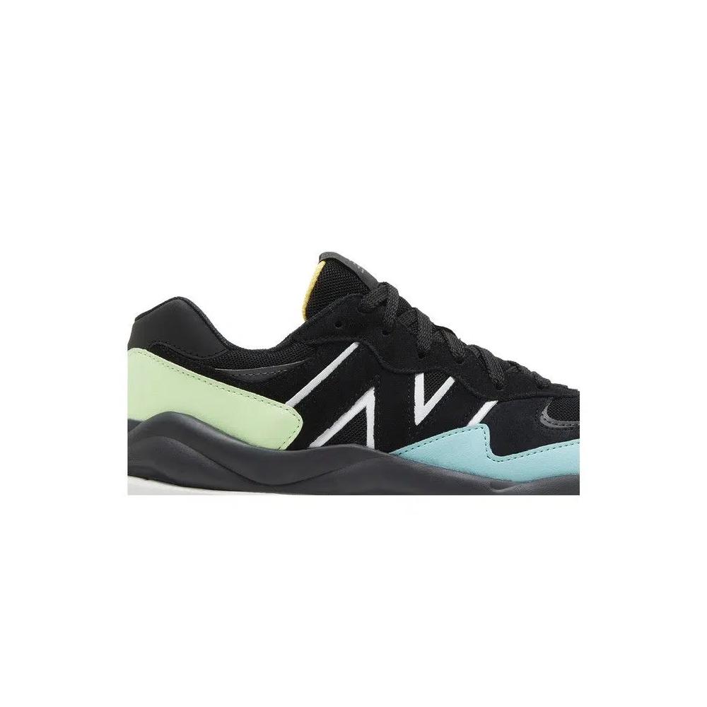 Кроссовки New Balance 57/40 'Black Vibrant Spring Glow' 2