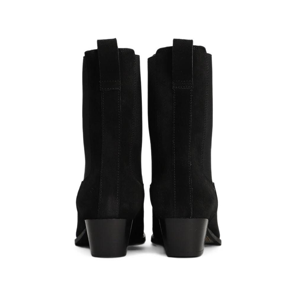 pointed-toe chelsea boots 3