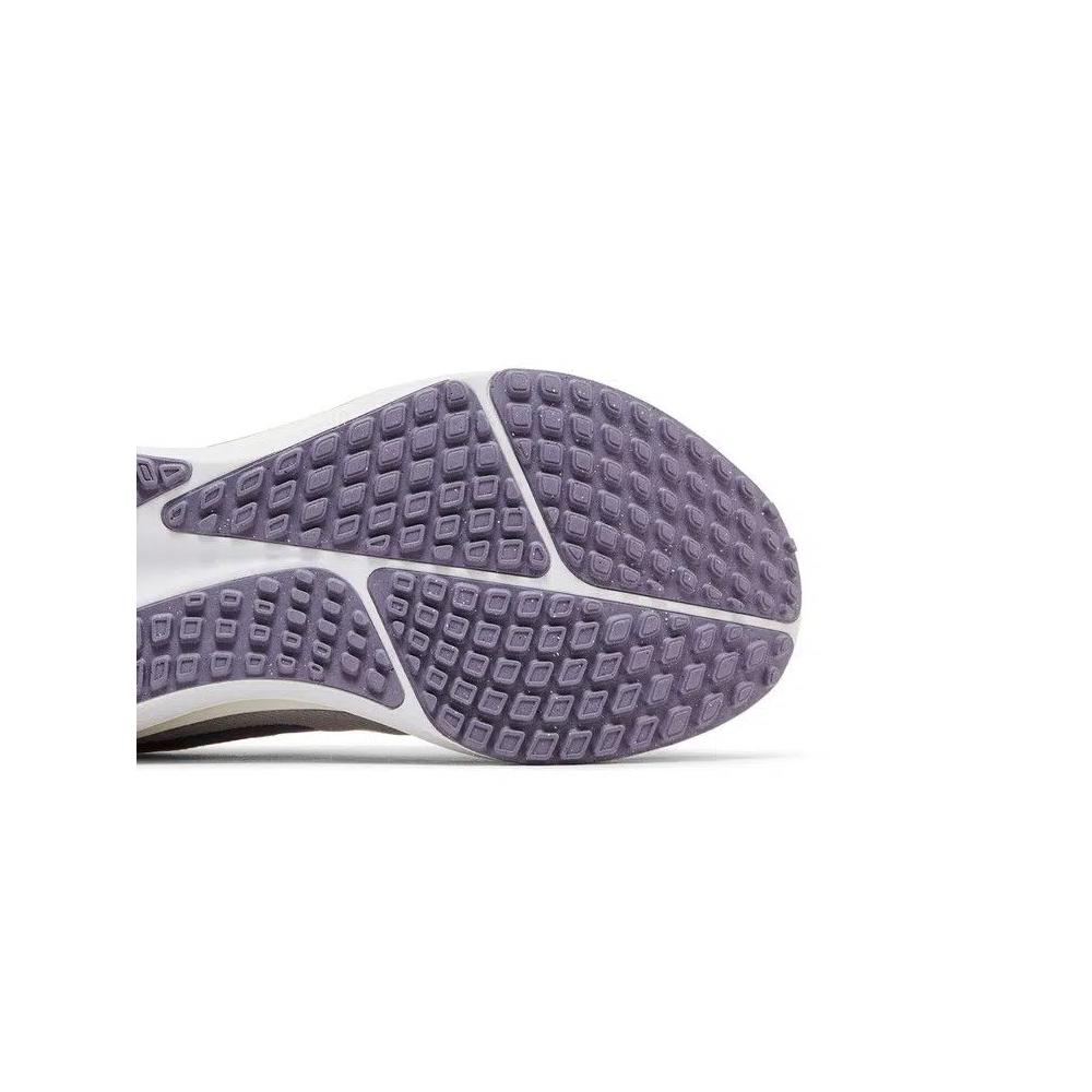 Кроссовки Nike Wmns Vomero 17 'Photon Dust Lilac Bloom' 5