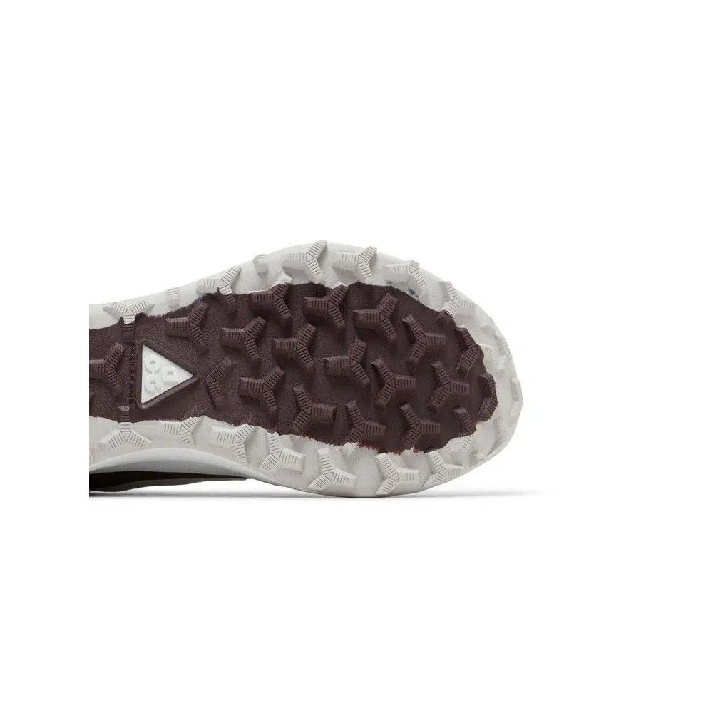 Повседневные кроссовки Nike ACG Lowcate 'Earth' 5