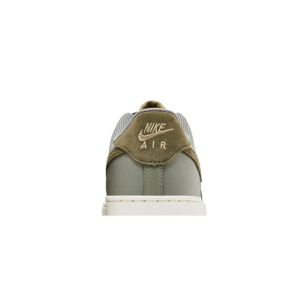 Кроссовки Nike Air Force 1 Low LV8 GS 'Dark Stucco Medium Olive' 7