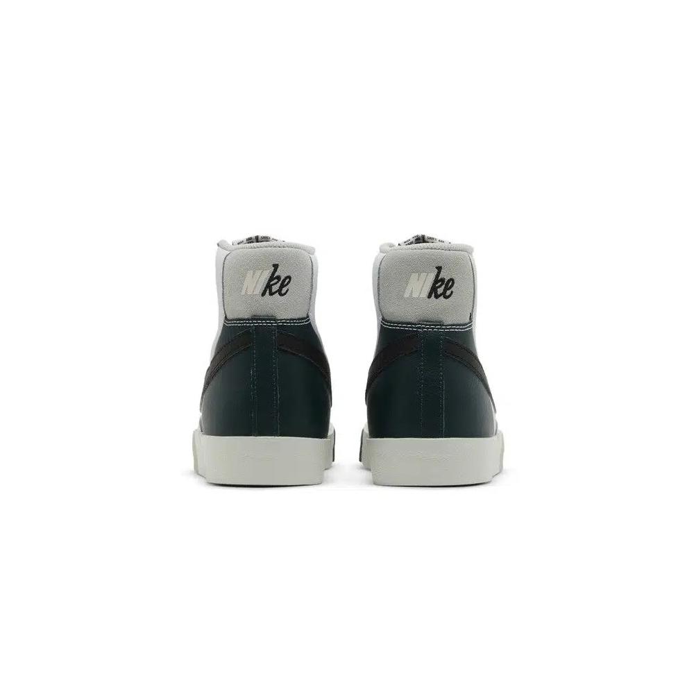 Кроссовки Nike Blazer Mid '77 Premium 'Remix' 6
