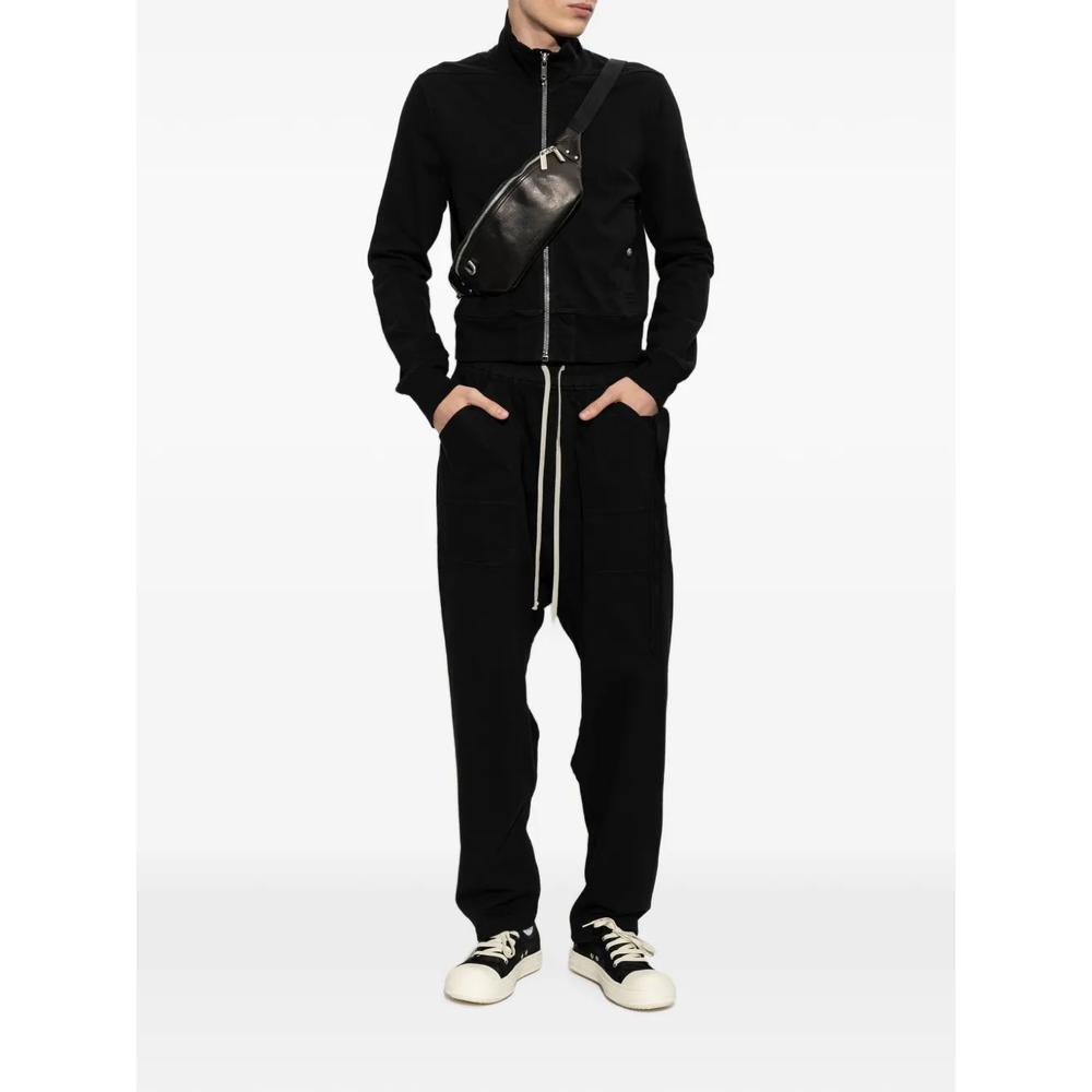 zip-up sweatshirt 2