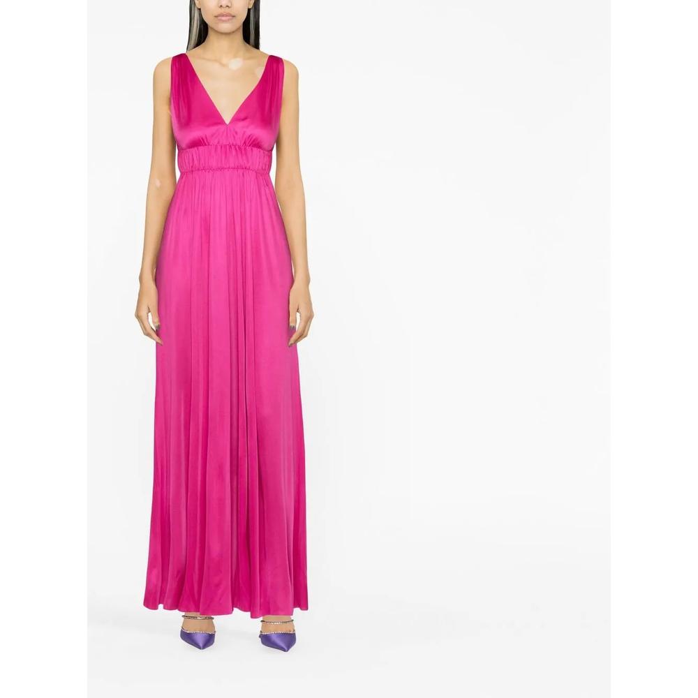 V-neck pleated maxi dress 2
