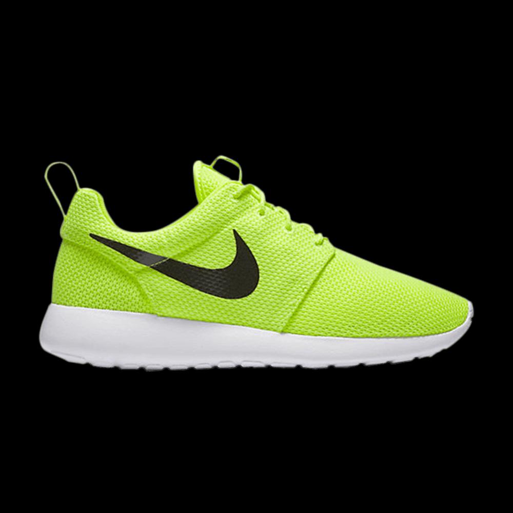 Бутсы Nike Roshe One 'Volt Black White' 1