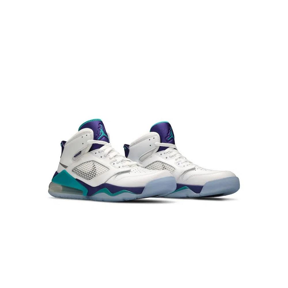 Кроссовки Air Jordan Mars 270 'Grape' 8