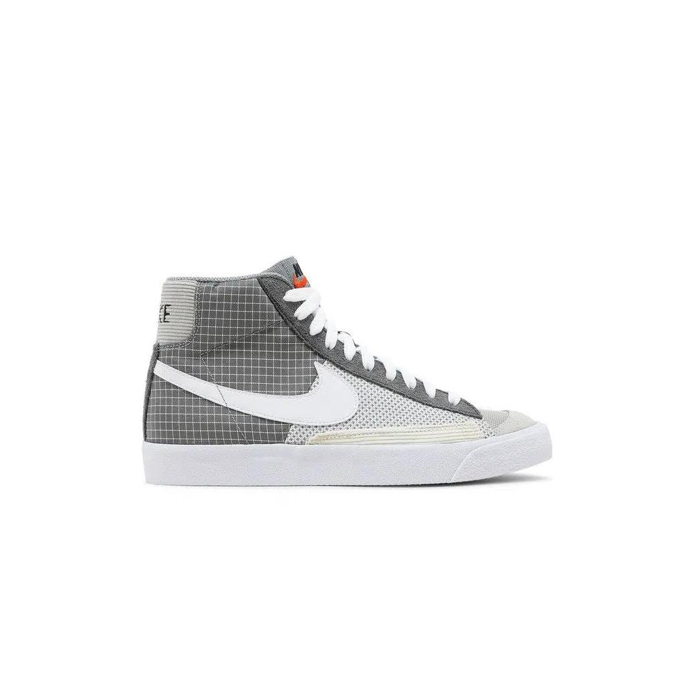 Кроссовки Nike Blazer Mid '77 'Patch - Smoke Grey' 1