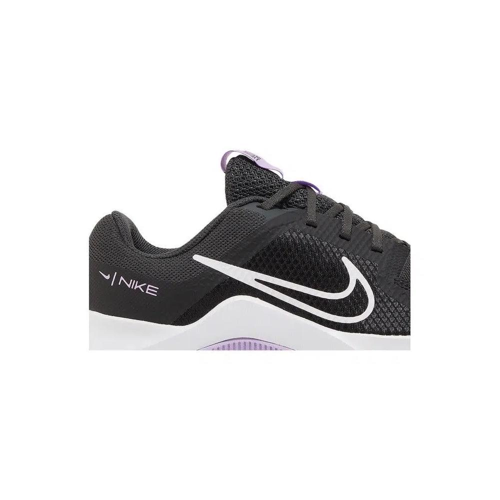 Кроссовки Nike Wmns MC Trainer 2 'Black Viotech' 2
