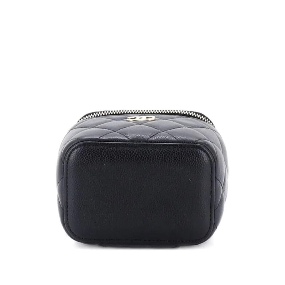 Tiny CC Link Vanity Case with Chain Quilted Caviar Mini clutch bag 2