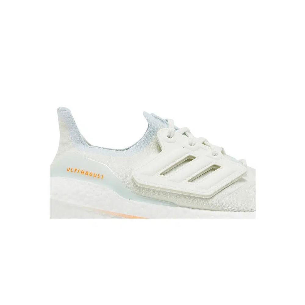 Кроссовки adidas UltraBoost 22 'White Blue Tint' 2