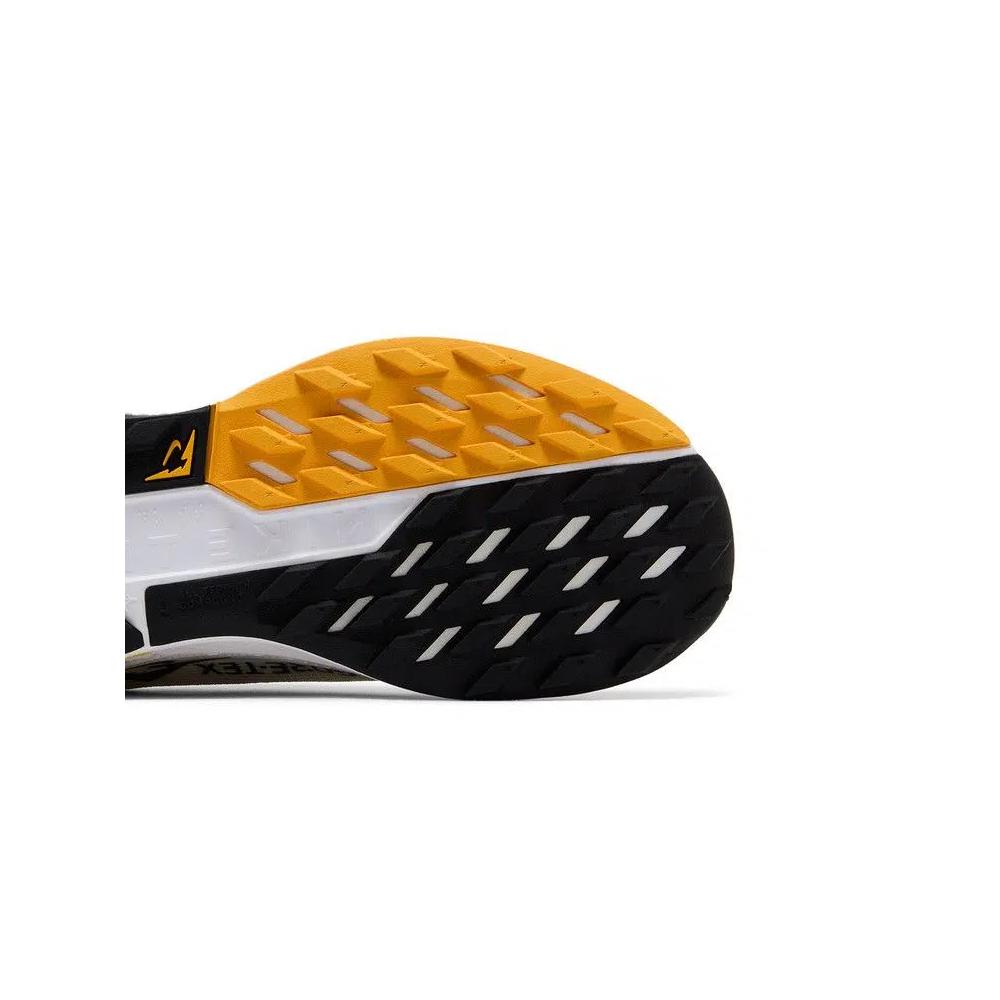 Кроссовки Nike Wmns Pegasus Trail 5 GORE-TEX 'Phantom Black University Gold' 5