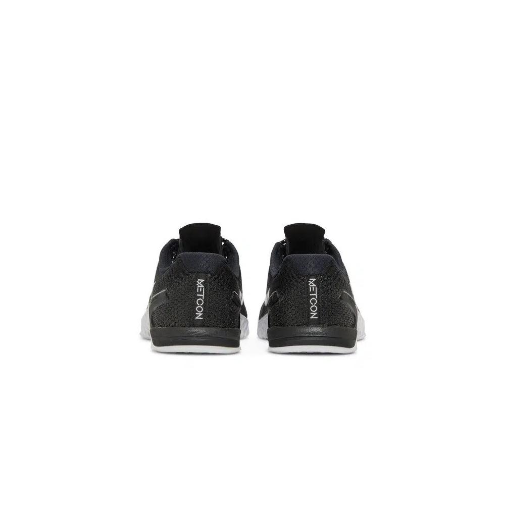 Кроссовки Nike Wmns Metcon 4 'Black Metallic Silver' 6