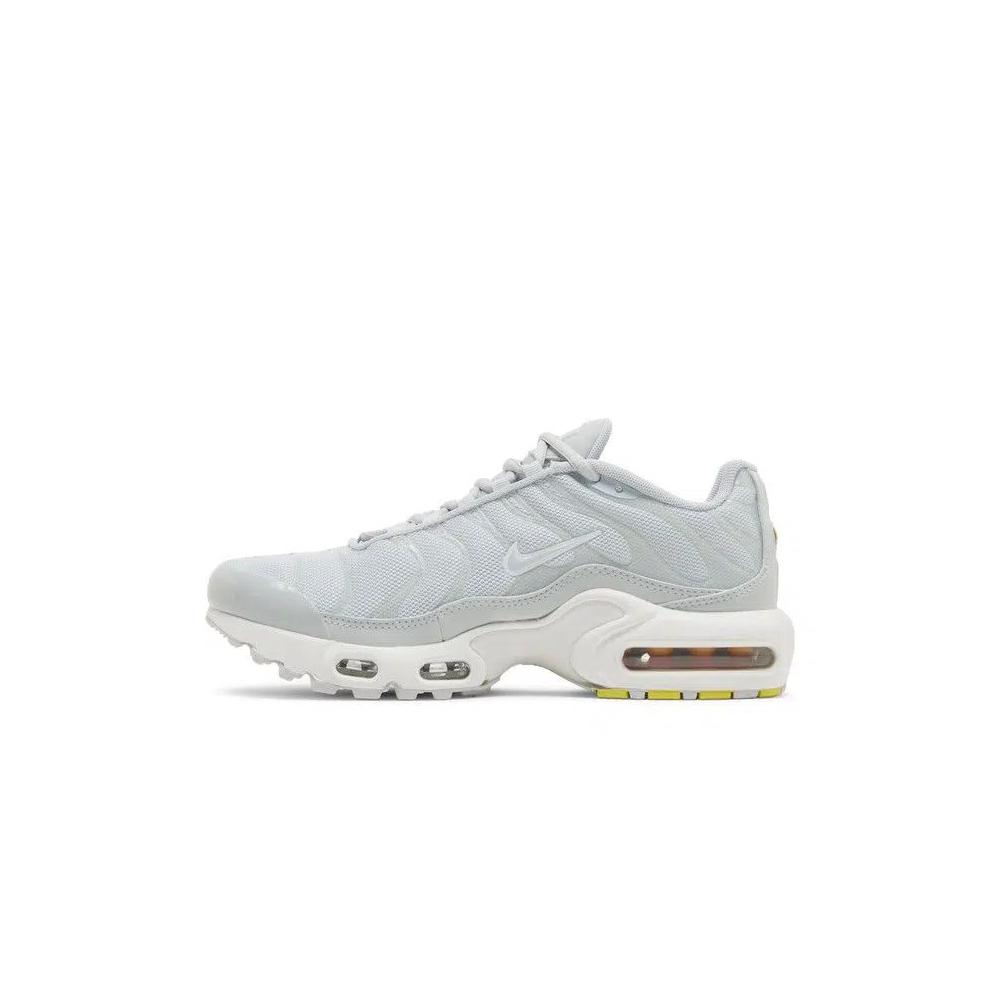 Кроссовки Nike Air Max Plus GS 'Aura White' 3