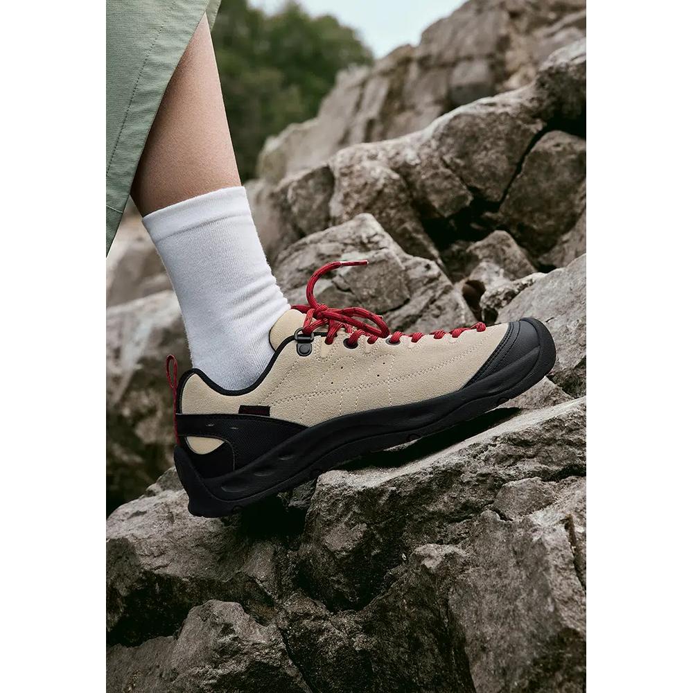 ЖЕНСКИЕ КРОССОВКИ PALLAHIKE 3