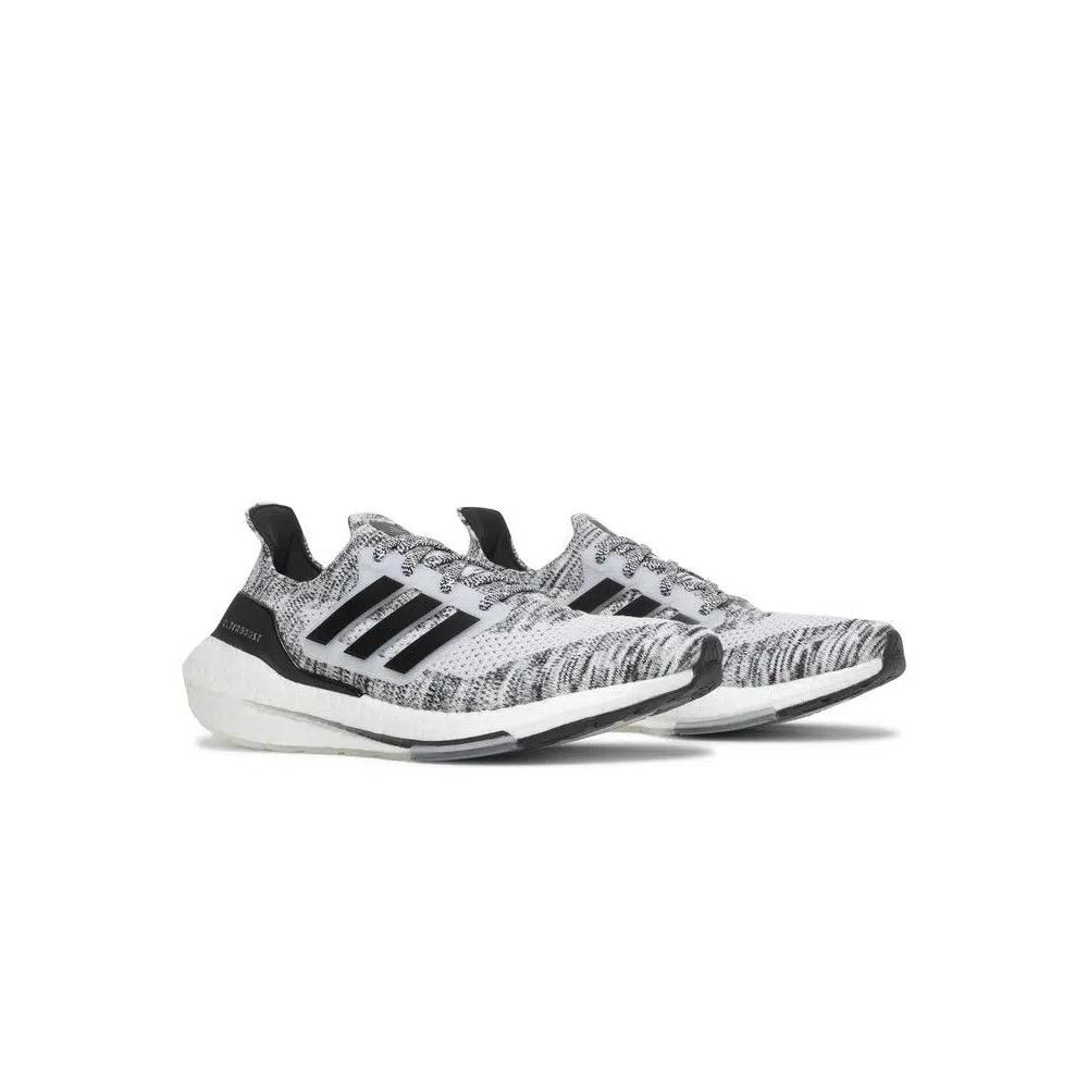 Кроссовки adidas UltraBoost 21 'White Black' 8