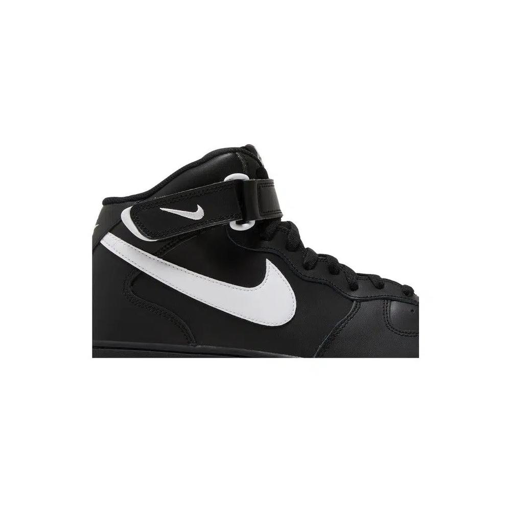 Кроссовки Nike Air Force 1 Mid '07 'Black White' 2