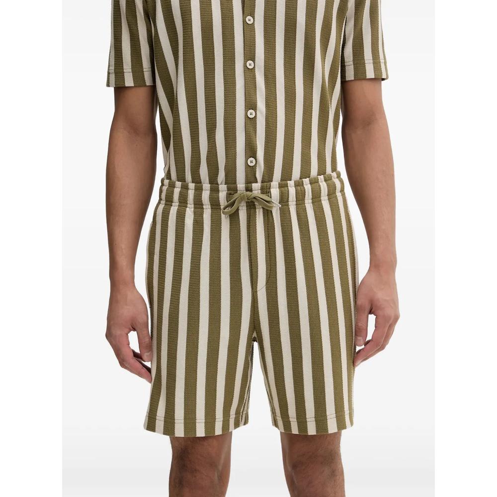 vertical-stripe shorts 2