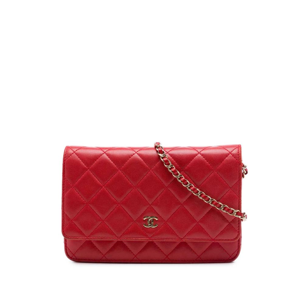2017-2018 CC Quilted Lambskin Wallet on Chain crossbody bag 1