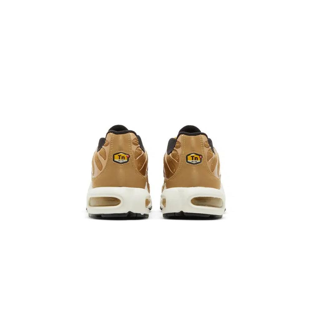 Кроссовки Nike Wmns Air Max Plus QS 'Metallic Gold' 6