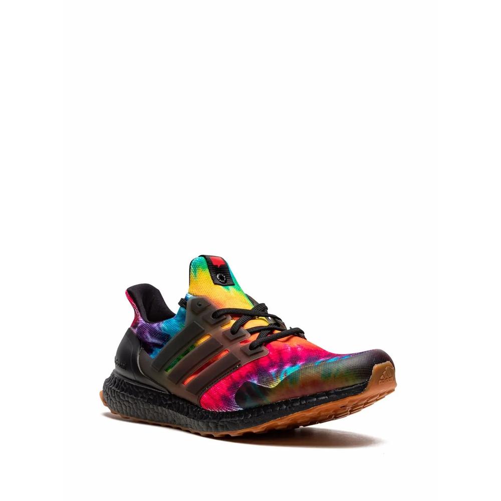 Кроссовки Ultraboost на шнуровке 2