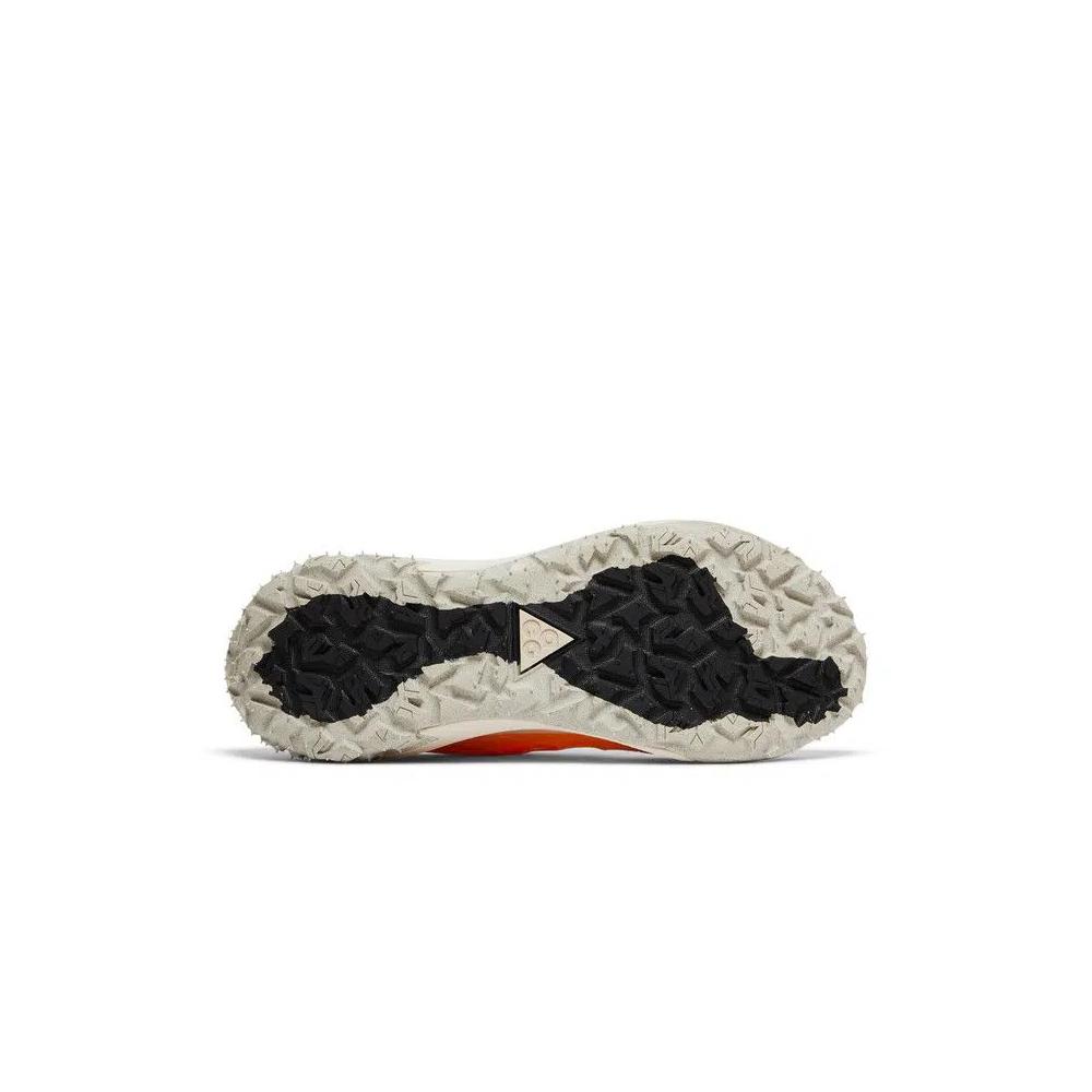 Кроссовки Nike ACG Mountain Fly 2 Low 'Laser Orange' 4