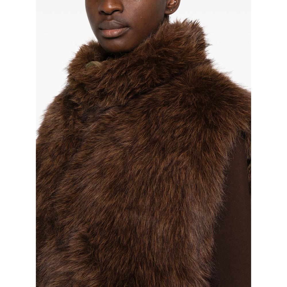 reversible faux-fur gilet 4