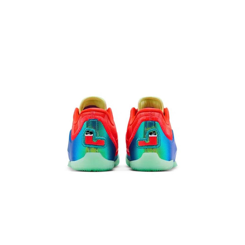 Кроссовки Nike Lebron 23 GS «Stocking Stuffer» 6
