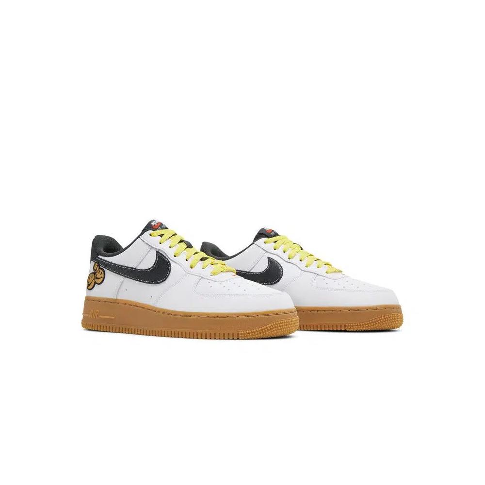 Кроссовки Nike Air Force 1 LV8 'Go The Extra Smile' 8