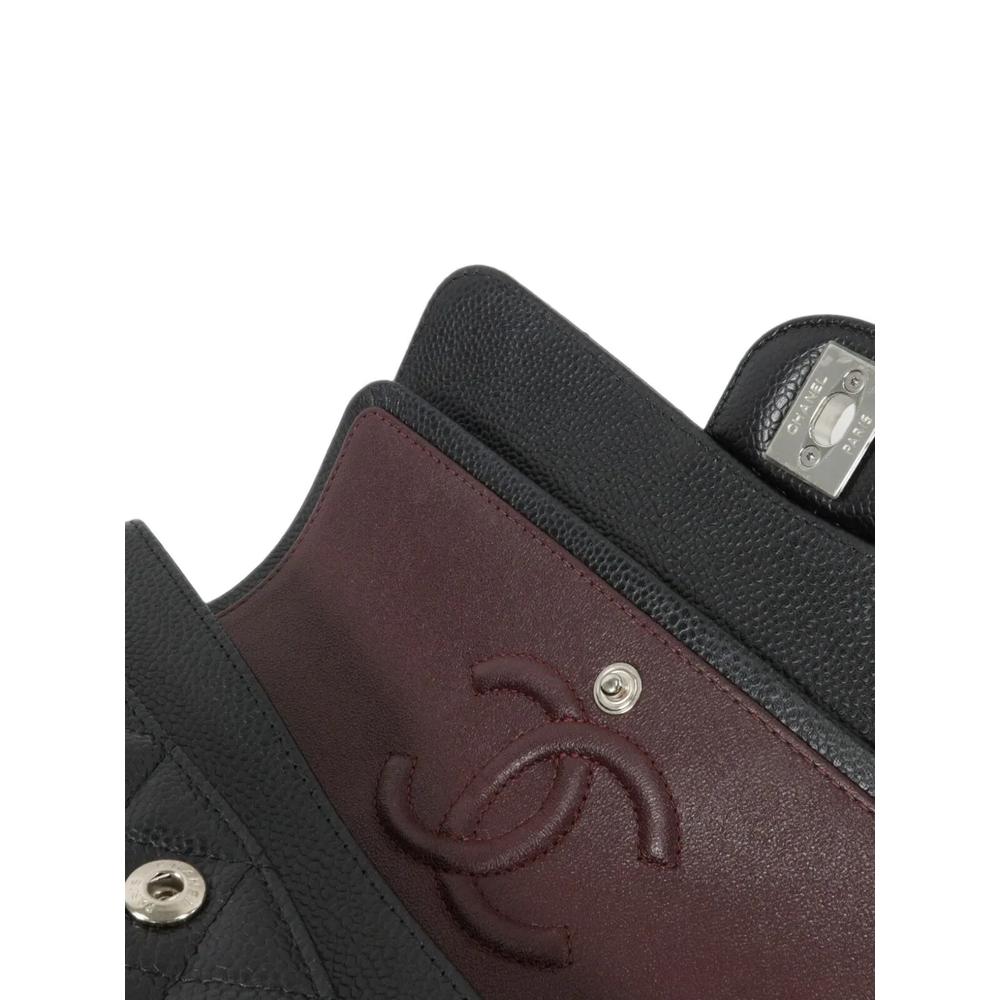 23 CC Classic Flap turn-lock shoulder bag 7