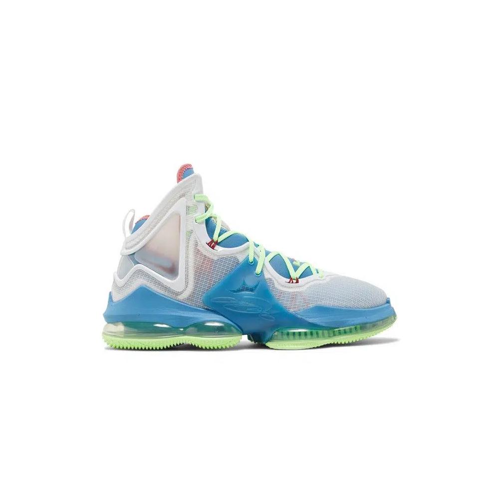 Кроссовки Nike LeBron 19 'Tropical' 1