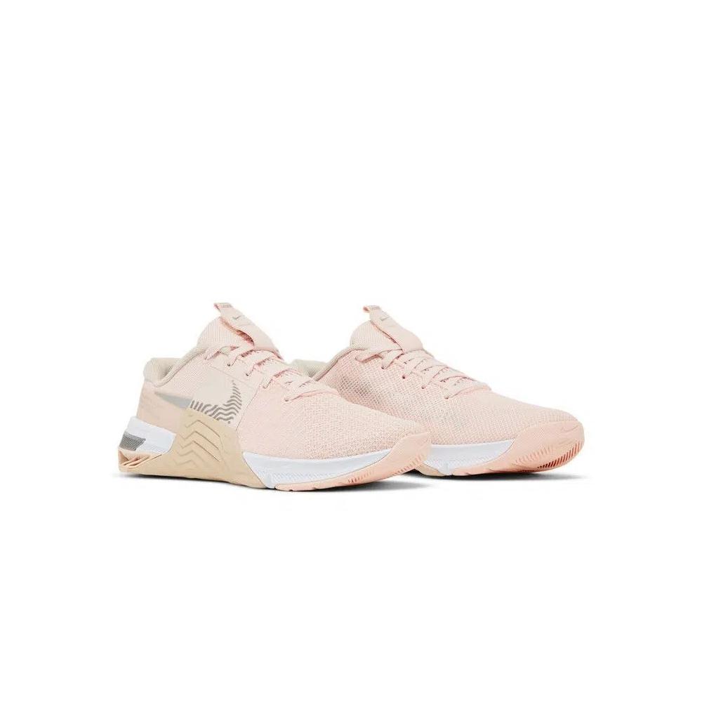 Кроссовки Nike Wmns Metcon 8 'Light Soft Pink Metallic Silver' 8