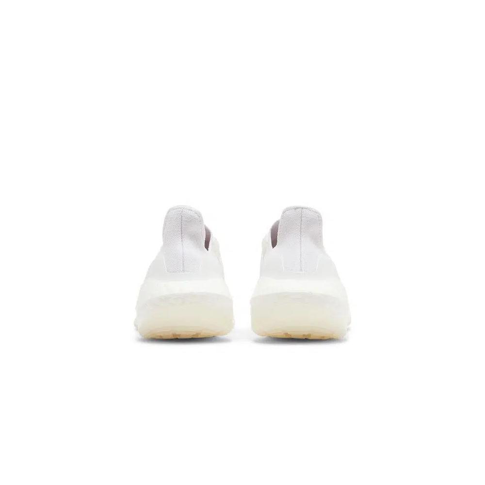 Кроссовки adidas Wmns UltraBoost 22 'Triple White' 6