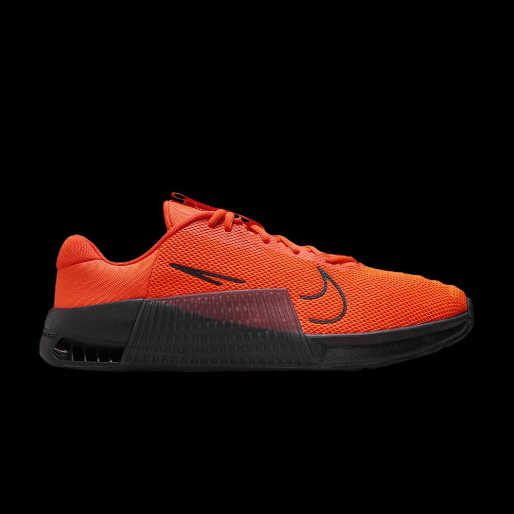 Кроссовки Nike Metcon 9 'Hyper Crimson' 1