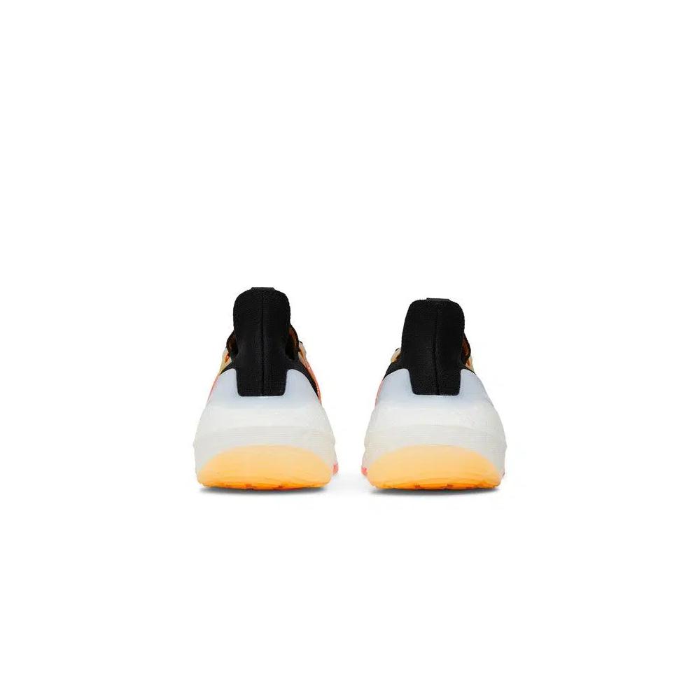Кроссовки adidas UltraBoost 22 'Black Flash Orange' 6