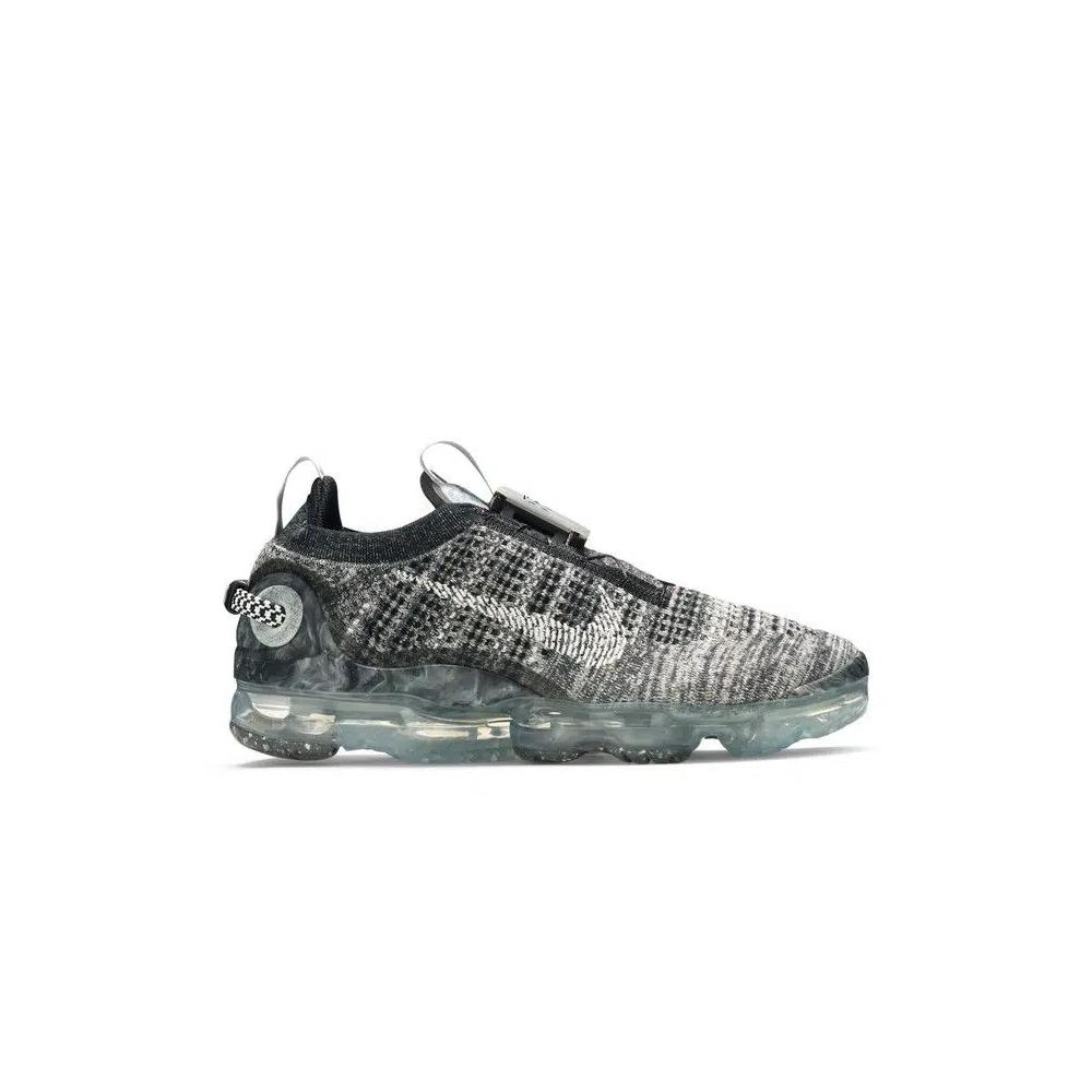 Кроссовки Nike Air VaporMax 2020 Flyknit 'Oreo' 1