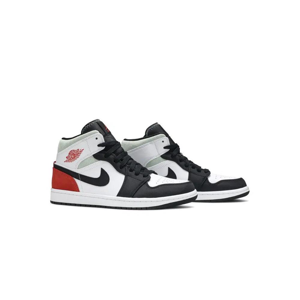 Кроссовки Air Jordan 1 Mid SE 'Red Black Toe' 8