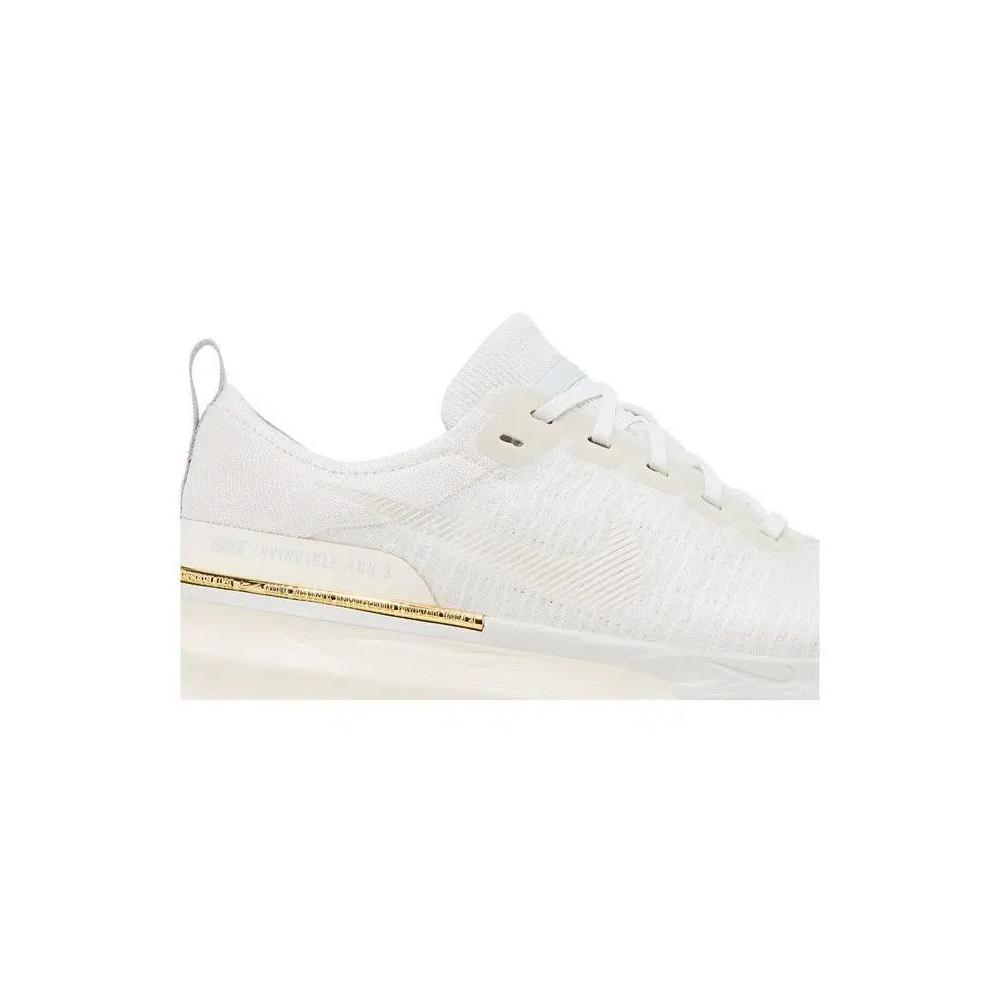 Кроссовки Nike Wmns ZoomX Invincible 3 'Light Bone Sail Gum' 2