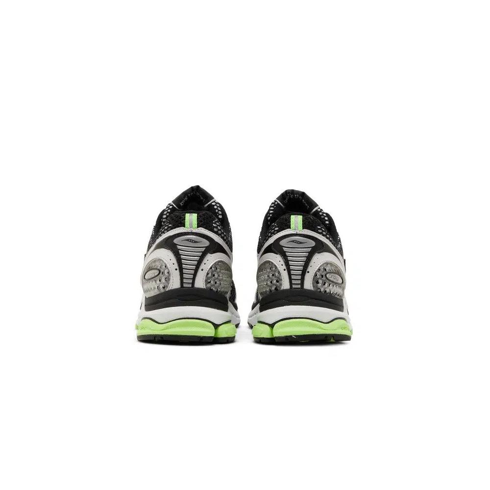 Кроссовки Saucony ProGrid Triumph 4 'Black Silver Fluo Green' 6