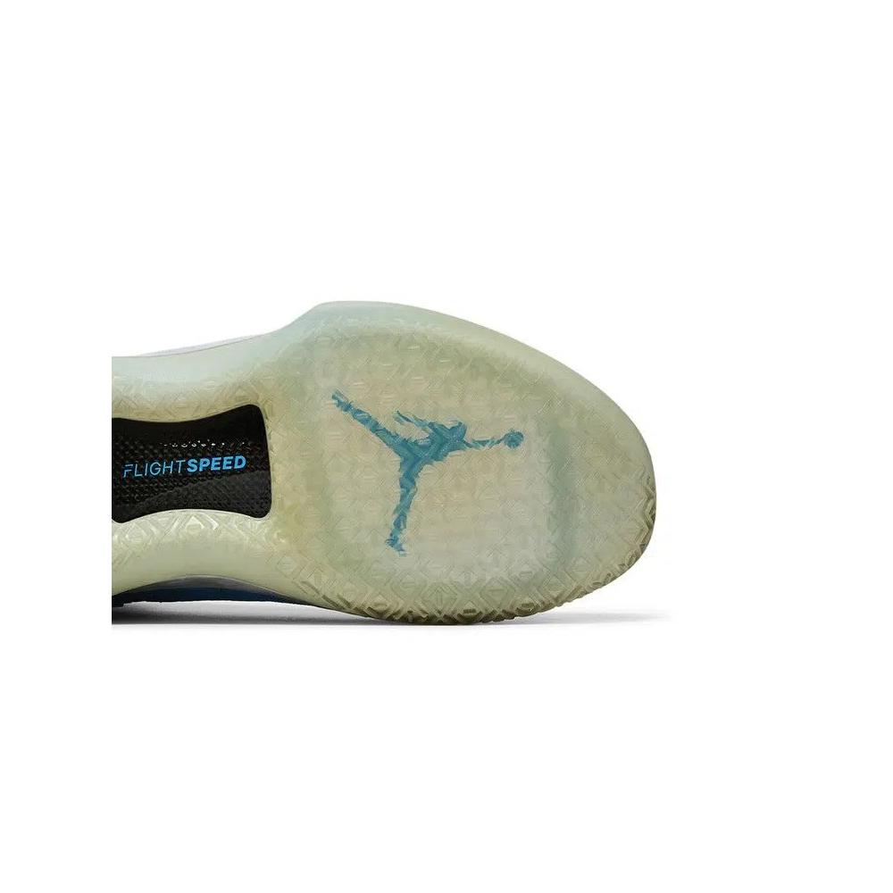 Кроссовки Air Jordan 32 «UNC - Прозрачная подошва» 5